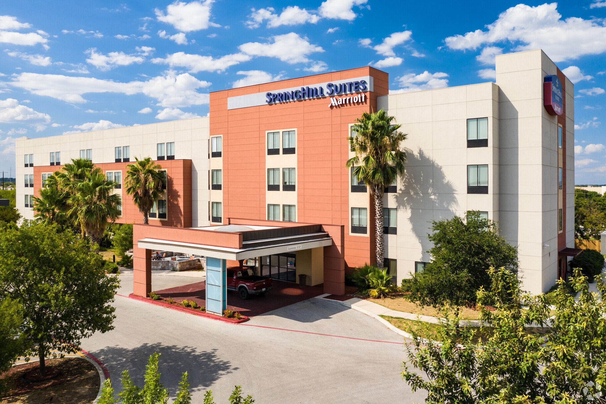 138 Richland Hills Dr, San Antonio, TX for sale Primary Photo- Image 1 of 5