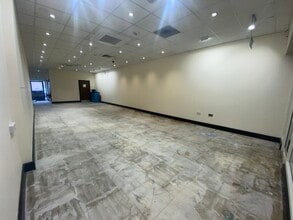 Sycamore Walk, Bathgate for lease Interior Photo- Image 2 of 5