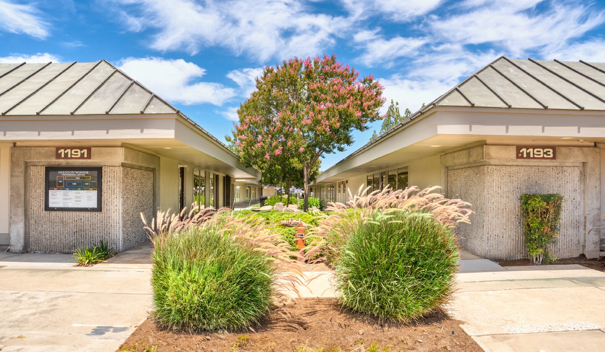 1187-1193 E. Herndon Avenue, Fresno, CA for lease Primary Photo- Image 1 of 4