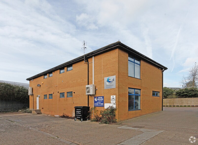 Saxon Way E, Corby à louer - Photo du bâtiment - Image 2 de 3