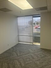 4001 Airport Fwy, Bedford, TX for lease Interior Photo- Image 2 of 6