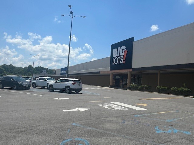 3225 Rainbow Dr, Rainbow City, AL à louer - Photo du bâtiment - Image 3 de 8