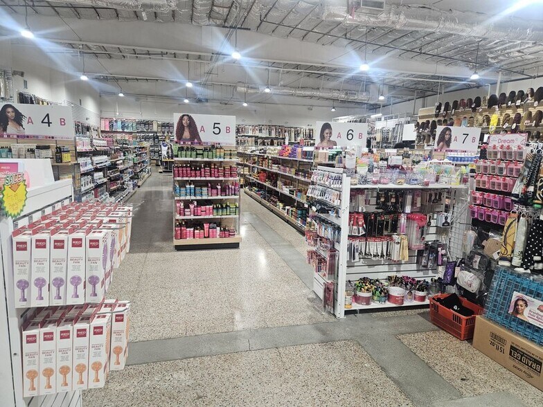 640-646 W Lancaster Blvd, Lancaster, CA à vendre - Photo du bâtiment - Image 2 de 5