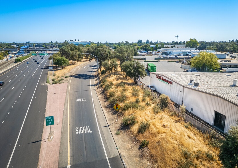 3325-3327 Longview Dr, Sacramento, CA for sale - Building Photo - Image 2 of 9