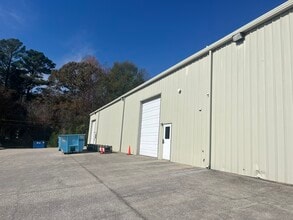 220 Commerce Pky, Pelham, AL à louer Photo intérieure- Image 2 de 3