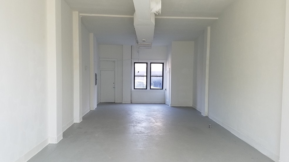 330-342 Springfield Ave, Summit, NJ for lease - Interior Photo - Image 3 of 22