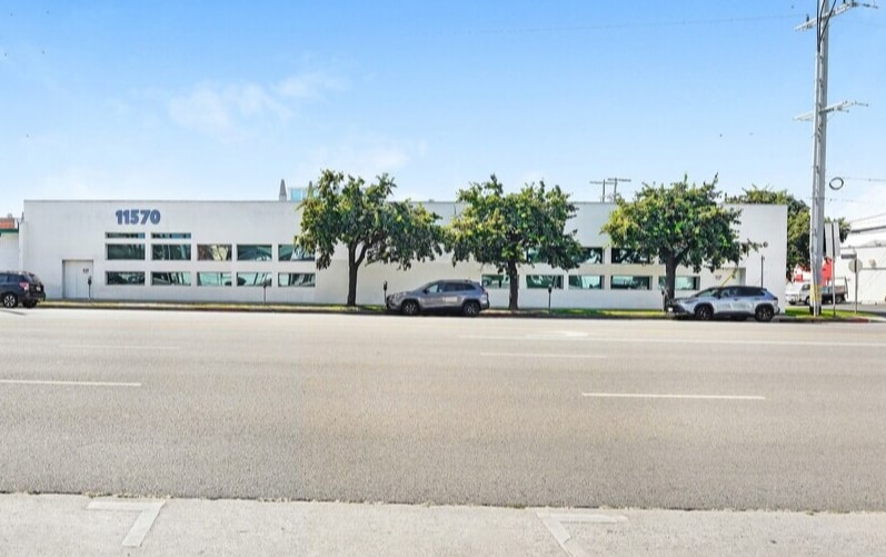 11570 W Olympic Blvd, Los Angeles, CA for sale - Building Photo - Image 2 of 12
