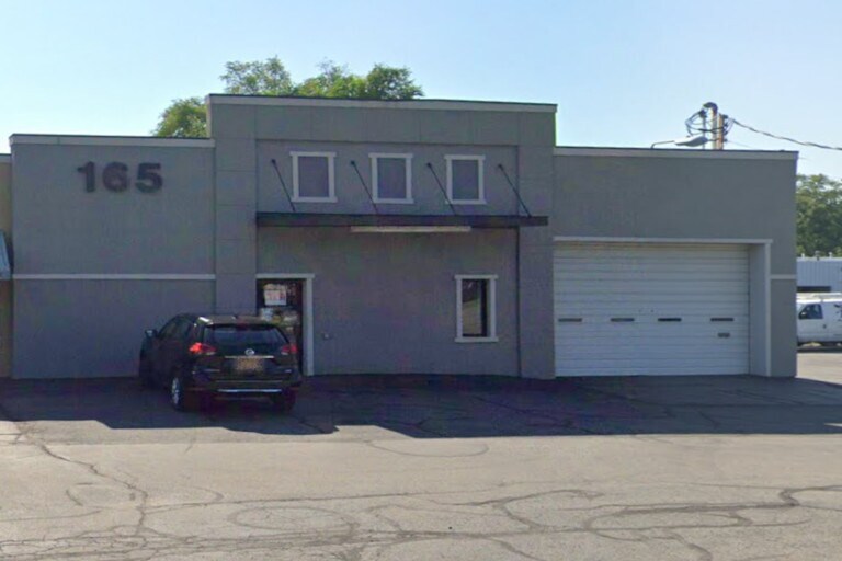 165 Freemans Bridge Rd, Schenectady, NY à louer - Photo du bâtiment - Image 3 de 5