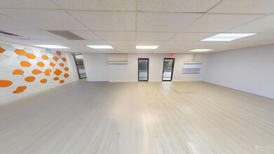 1111 SE Federal Hwy, Stuart, FL for lease Interior Photo- Image 2 of 7