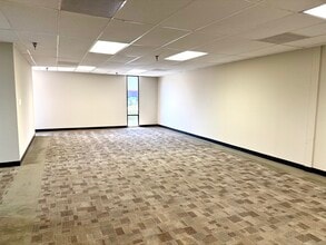 1080 N Batavia St, Orange, CA for lease Interior Photo- Image 2 of 4