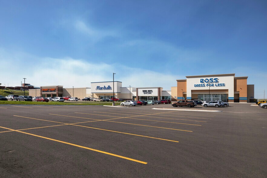 NEC 24th Ave & Industrial Rd, Emporia, KS for sale - Building Photo - Image 2 of 3