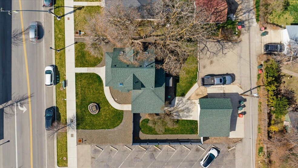 46 E Pine Ave, Meridian, ID à louer - Photo du bâtiment - Image 2 de 17