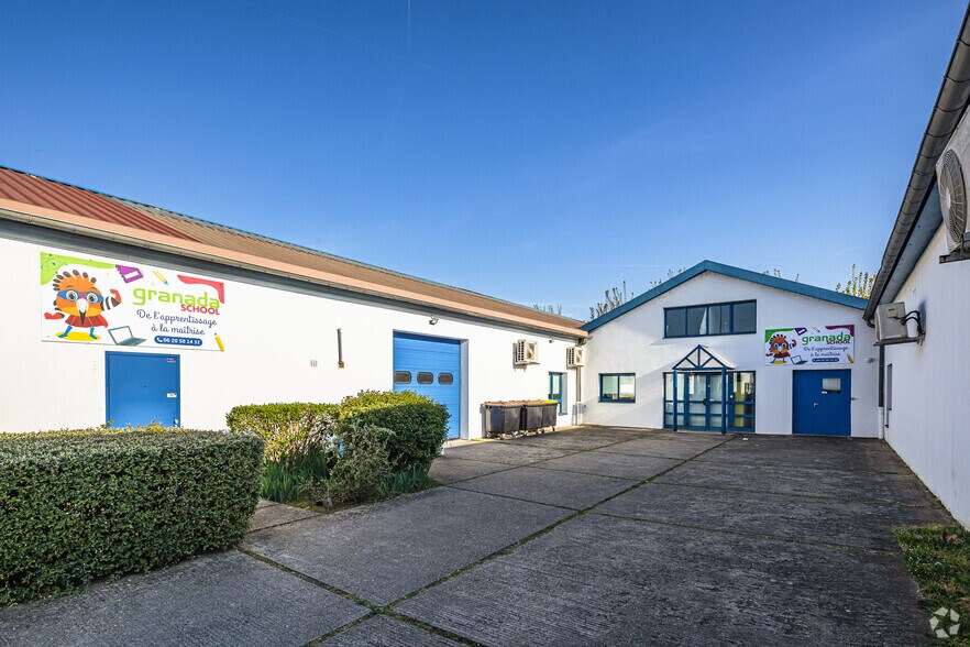 114-126 Avenue D'Alfortville, Choisy-le-Roi for lease - Building Photo - Image 2 of 9