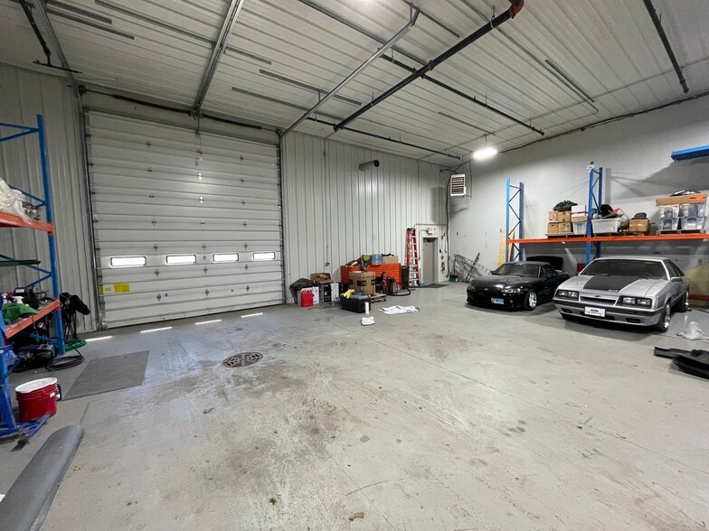 747 Herra St, Elburn, IL à louer - Photo du bâtiment - Image 3 de 13