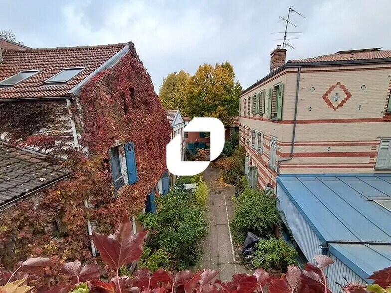 Bureau dans Montrouge à louer - Photo du bâtiment - Image 1 de 30