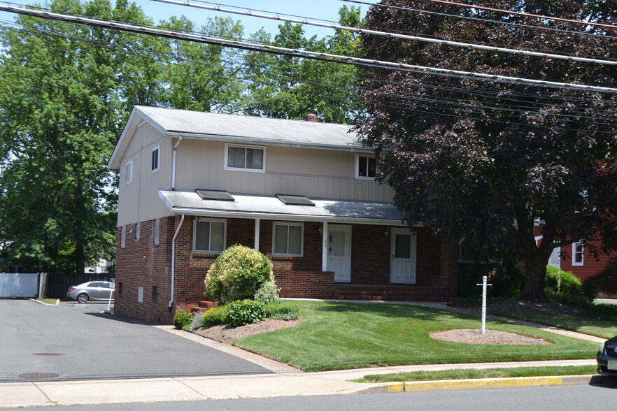 313 E Main St, Somerville, NJ for sale - Building Photo - Image 1 of 1