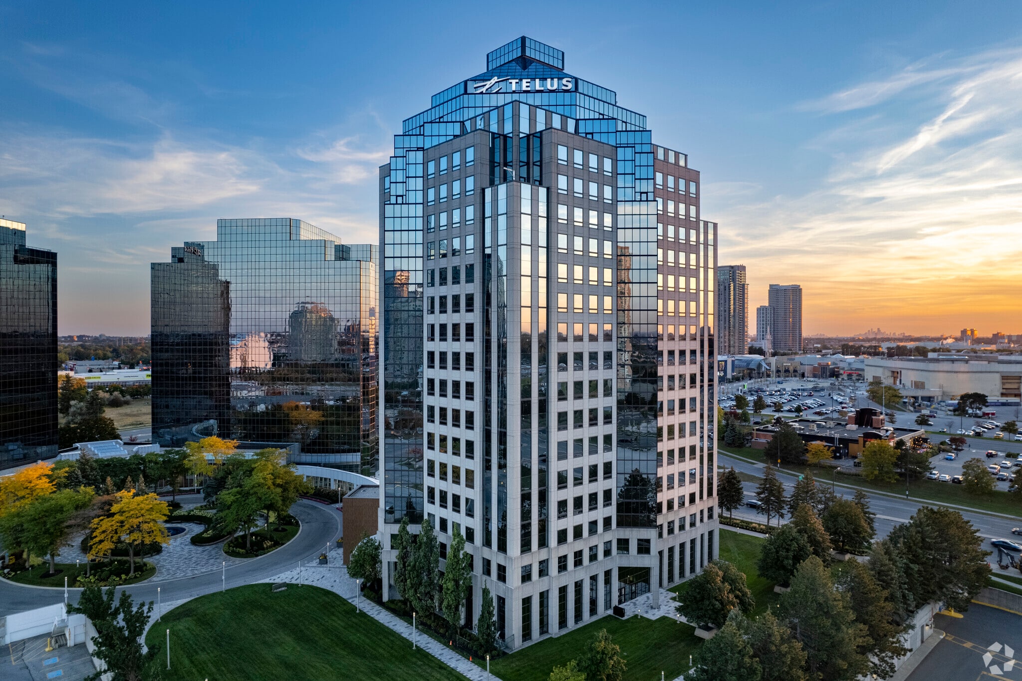 300 Consilium Pl, Toronto, ON for lease Primary Photo- Image 1 of 11