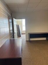 100 Wk and T Technology Dr, Mayfield, KY à louer Photo intérieure- Image 2 de 9