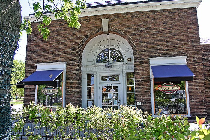 13220-13228 Shaker Sq, Cleveland, OH à louer - Photo du bâtiment - Image 2 de 14