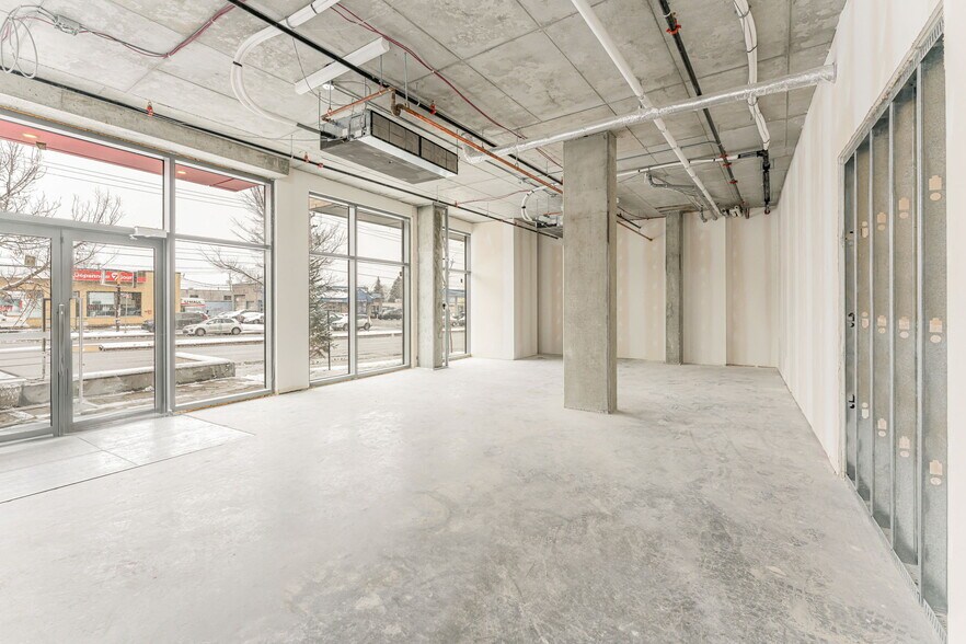 9160 Airlie, Montréal, QC à louer - Photo du bâtiment - Image 2 de 14