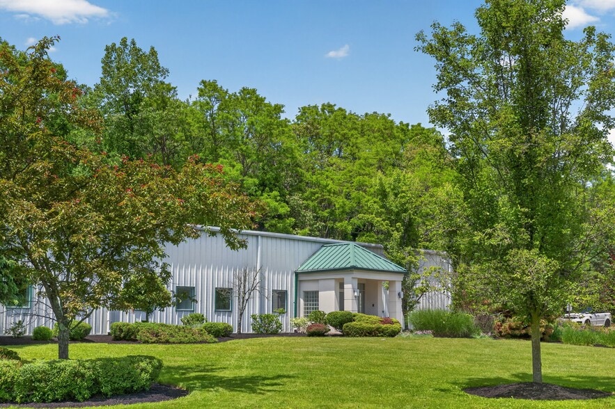87 Taft Ave, Newburgh, NY for sale - Building Photo - Image 3 of 13