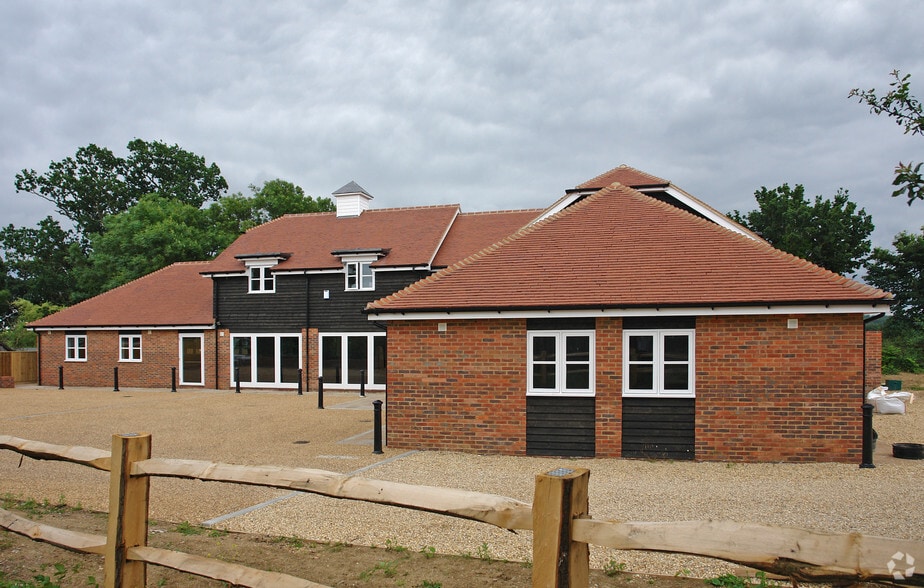 Chequers Hl, Bough Beech for lease - Building Photo - Image 1 of 1