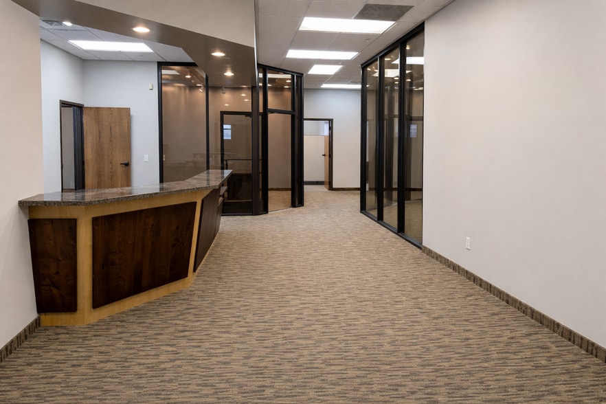 406-454 W 800 N, Orem, UT for lease - Interior Photo - Image 2 of 6