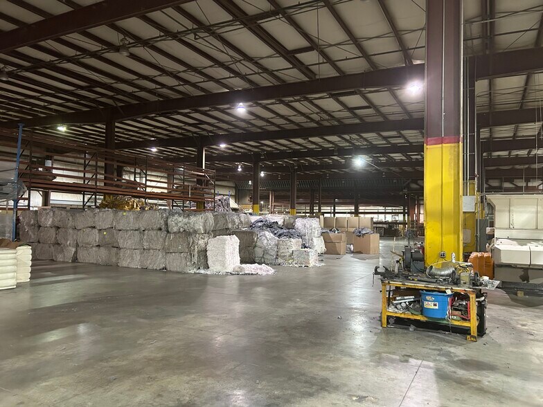 701 Garasches Ln, Wilmington, DE for lease - Interior Photo - Image 2 of 11