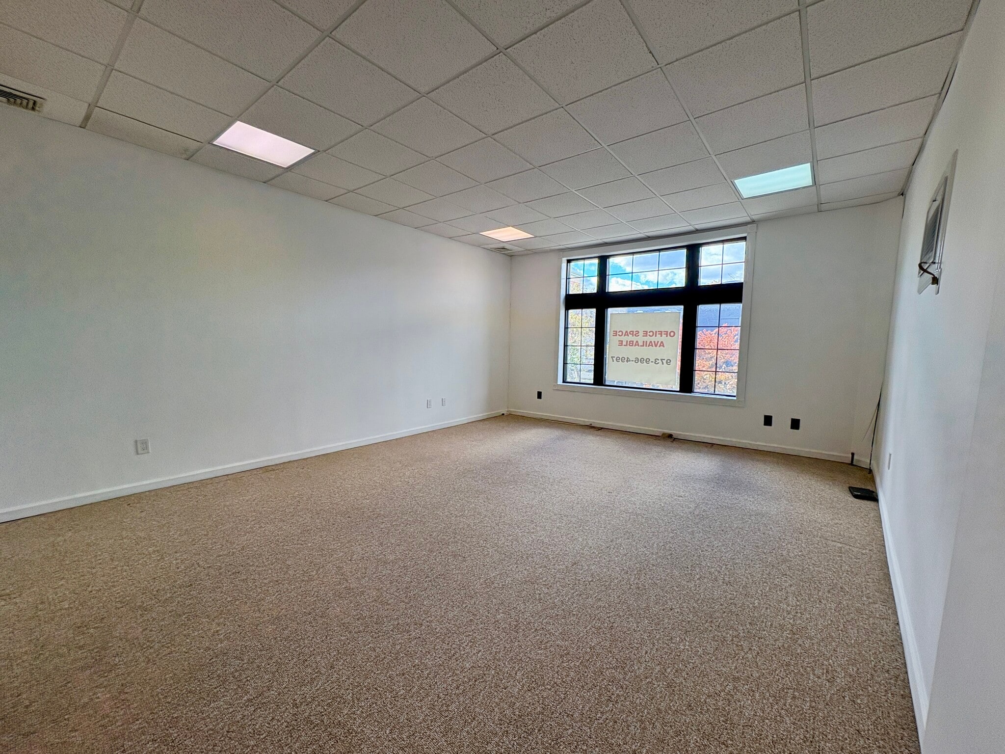 11 S Fullerton Ave, Montclair, NJ à louer Photo intérieure- Image 1 de 7