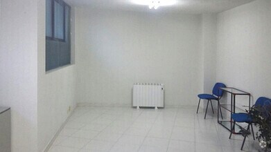 Retail in Ávila, Ávila for lease Interior Photo- Image 2 of 4