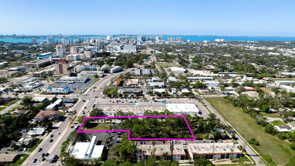 0 N Shade Ave, Sarasota, FL à vendre - Photo du bâtiment - Image 2 de 24