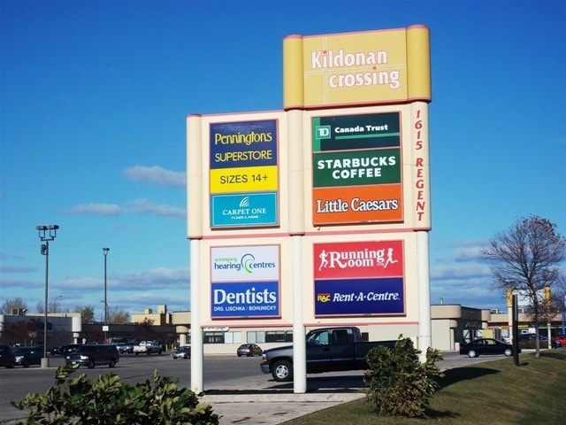 1615 Regent Ave W, Winnipeg, MB for lease Primary Photo- Image 1 of 6