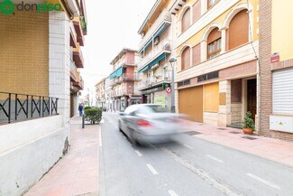 Plus de détails pour Avenida de la Fuente, 1, Peligros - Commerce de détail à vendre