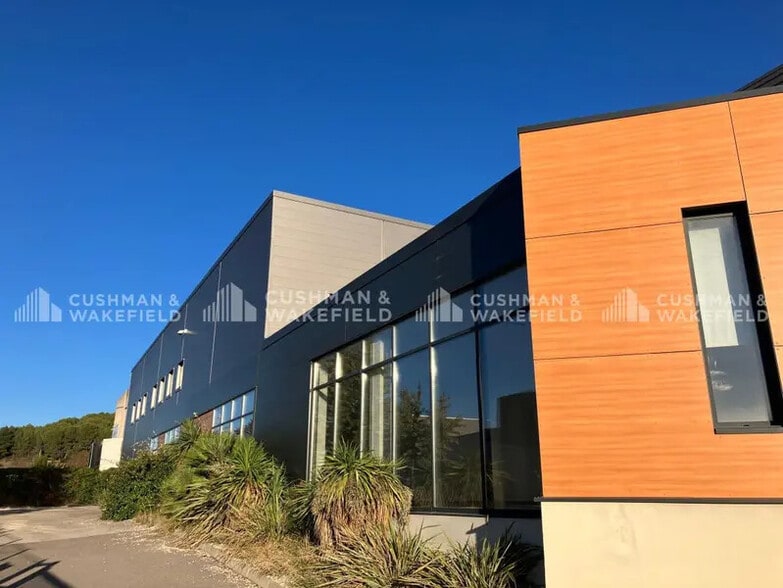 105 Rue Francois Hennebique, Aix-en-Provence for lease - Building Photo - Image 1 of 8
