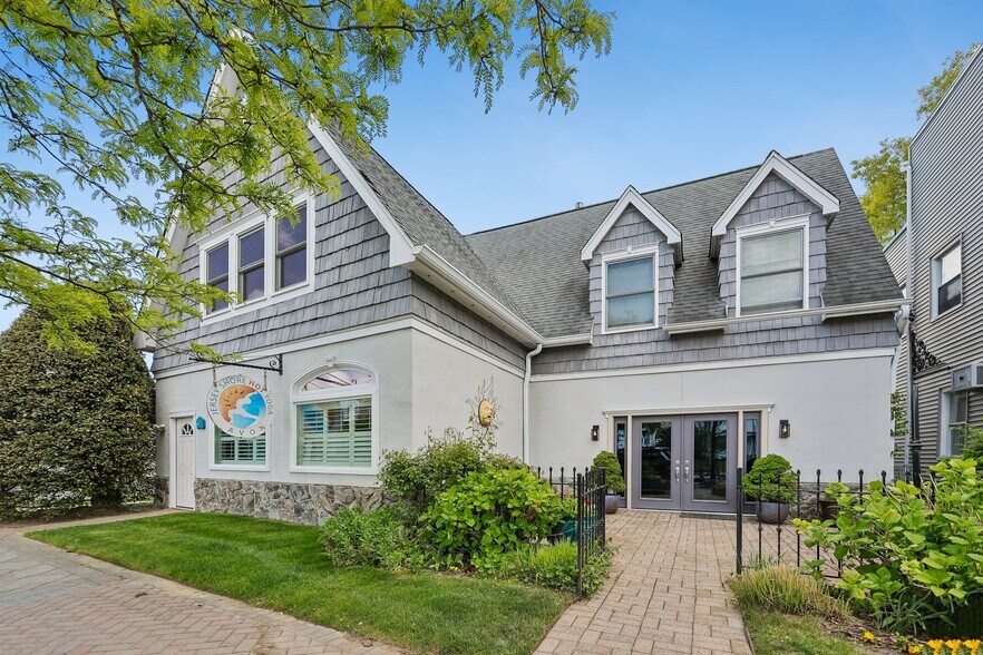 622 Main St, Avon By The Sea, NJ à vendre - Photo principale - Image 1 de 35