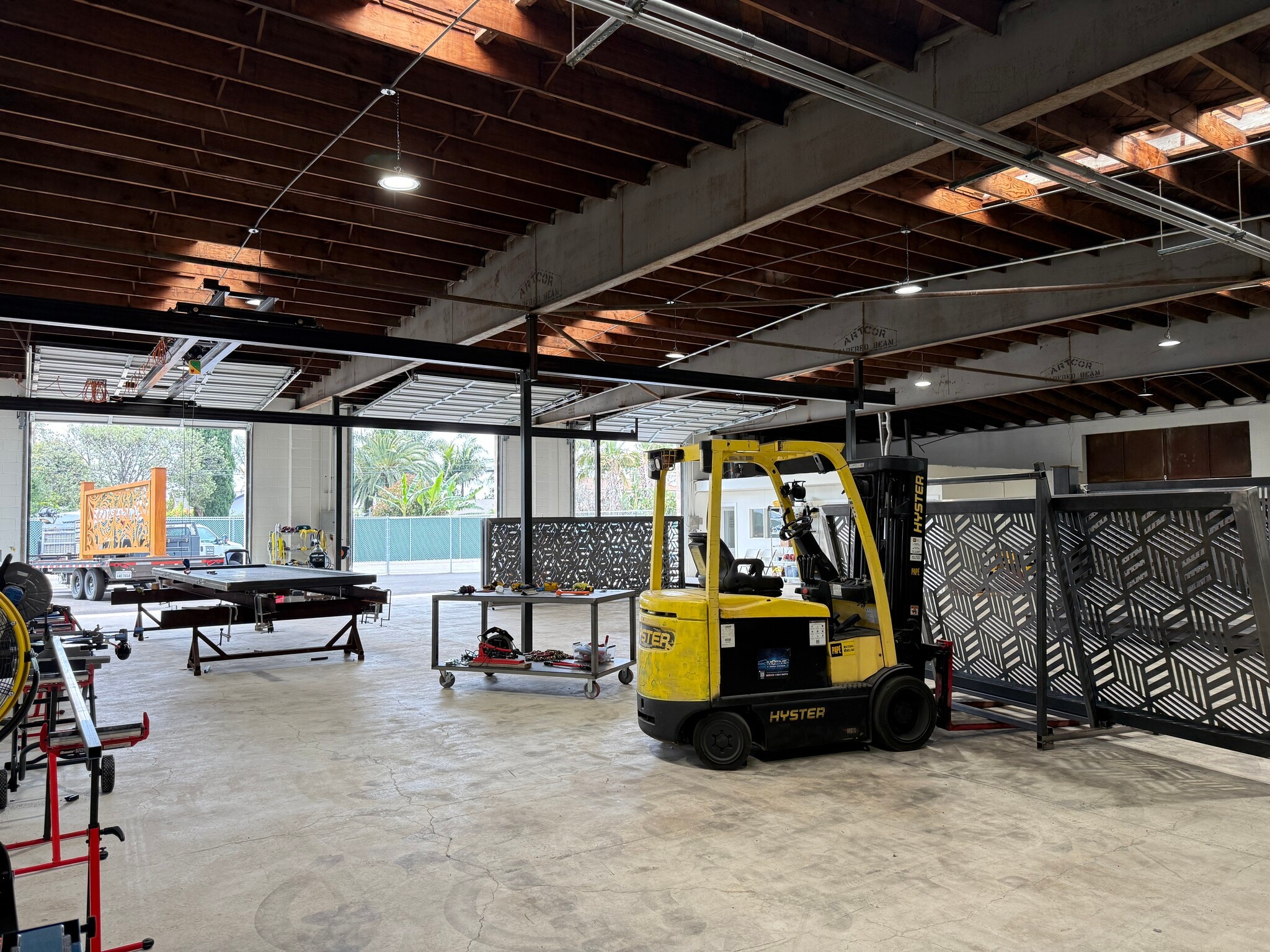 1726 N Ventura Ave, Ventura, CA for lease Interior Photo- Image 1 of 2