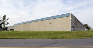 Plus de détails pour 1375 Rue Newton, Boucherville, QC - Industriel à louer