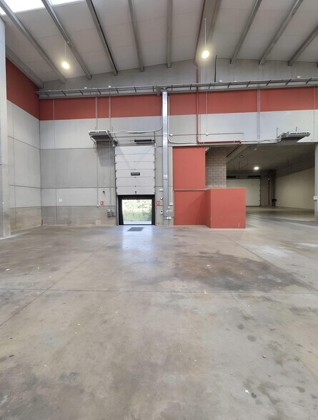 Industrial in Rubí, Barcelona for lease - Interior Photo - Image 3 of 8