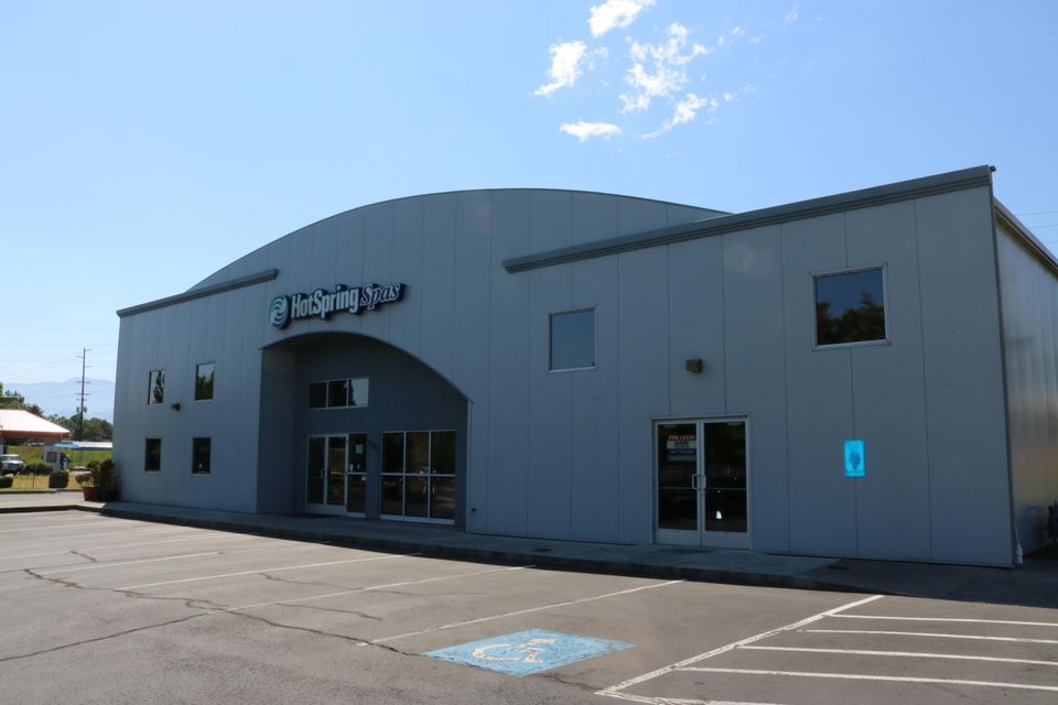 3052 Samike Dr, Medford, OR à louer Photo principale- Image 1 de 5