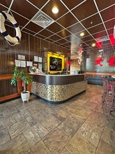 32821 Grand River Ave, Farmington Hills, MI à louer Photo intérieure- Image 1 de 9