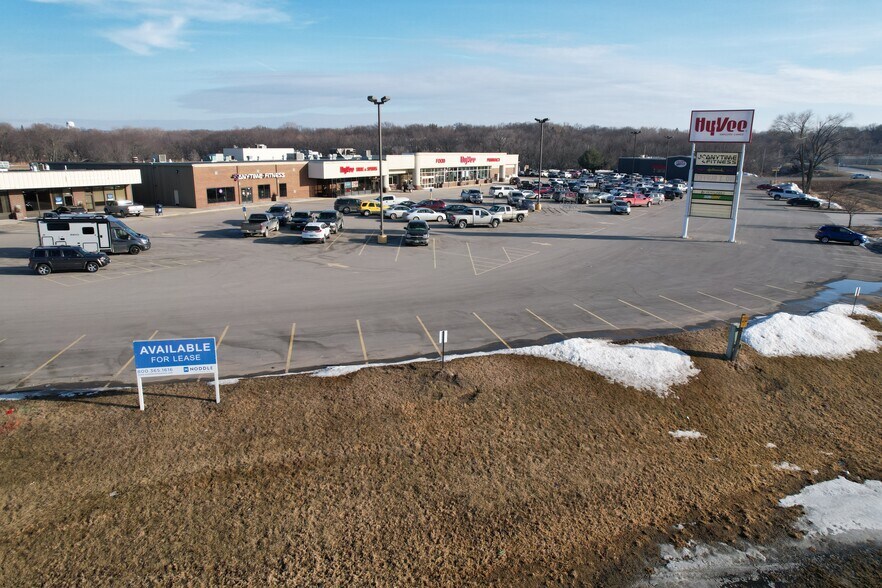 1500 Highway 169 N, Algona, IA à louer - Photo du bâtiment - Image 3 de 4
