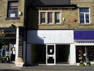 Plus de détails pour 80 Commercial St, Brighouse - Commerce de détail à louer