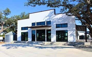 15210 Fitzhugh Rd, Austin, TX for lease Building Photo- Image 1 of 7