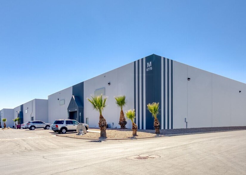 6949 Speedway Blvd, Las Vegas, NV à louer - Photo du bâtiment - Image 2 de 75