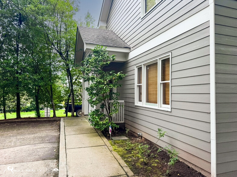 1452 Carroll Dr Nw, Atlanta, GA for sale - Building Photo - Image 3 of 36