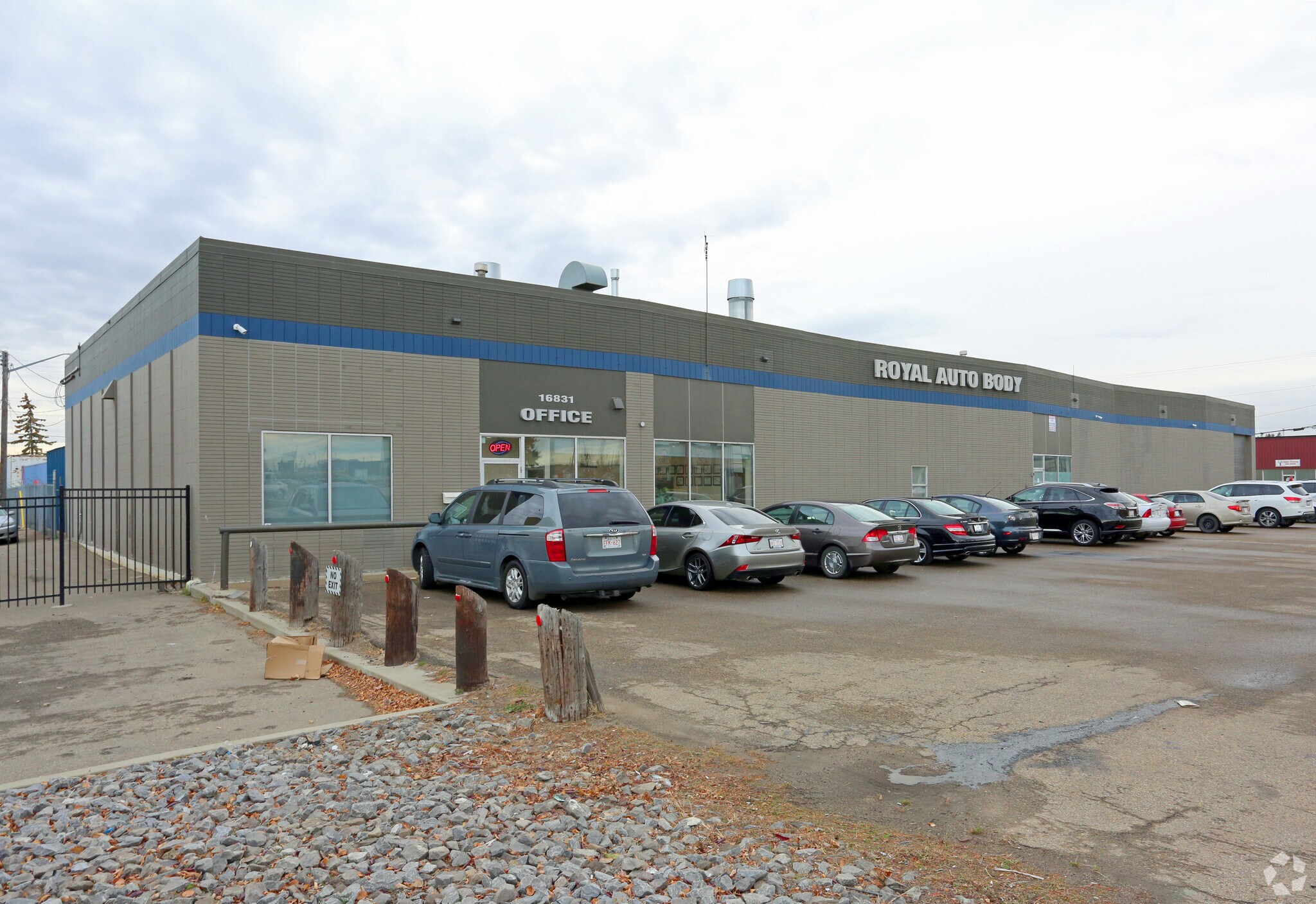 16831 107th Ave NW, Edmonton, AB à vendre Photo principale- Image 1 de 1