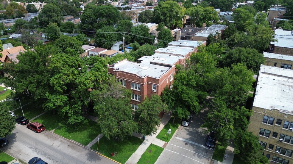 6957 S Michigan Ave, Chicago, IL for sale - Building Photo - Image 1 of 5