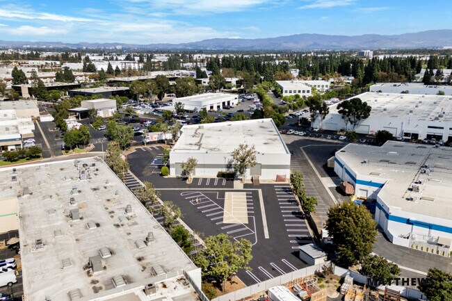 More details for 1675 Toronto Way, Costa Mesa, CA - Industrial for Lease