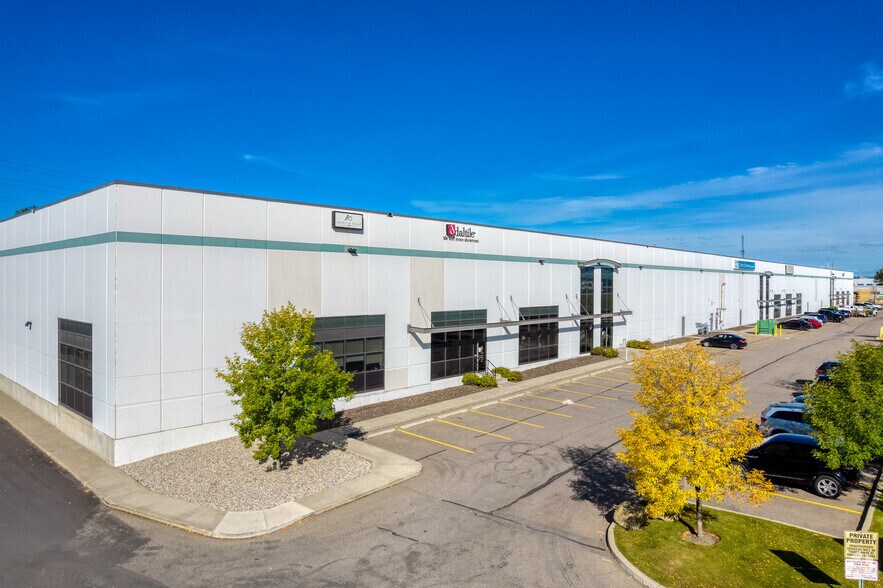 3201 Ogden Rd SE, Calgary, AB for lease - Primary Photo - Image 1 of 12