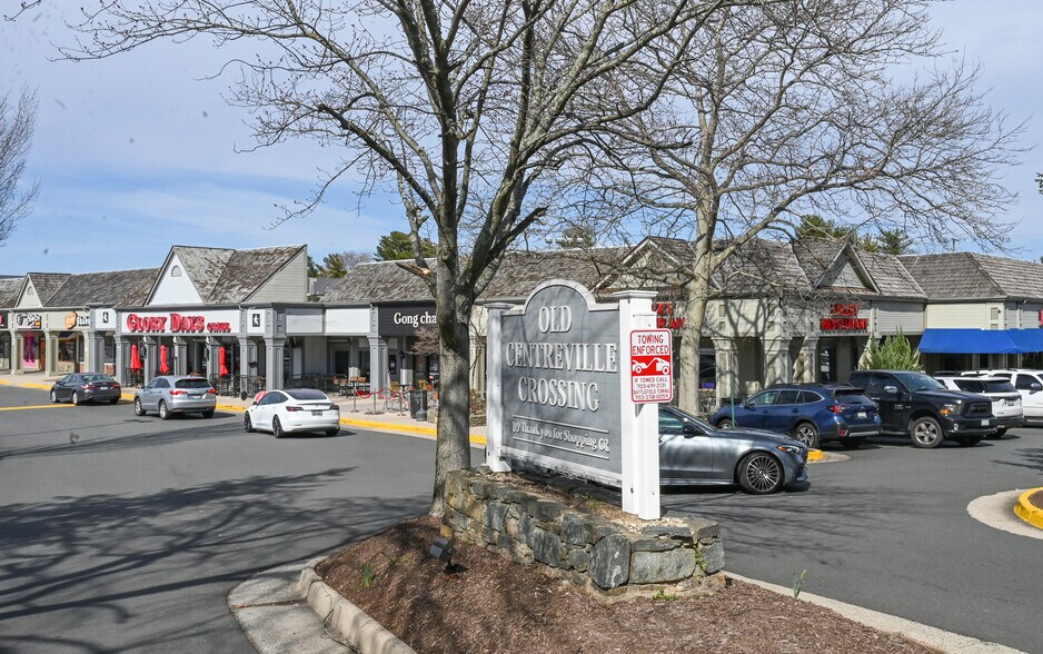 13810-13860 Braddock Rd, Centreville, VA à louer - Photo du bâtiment - Image 3 de 12
